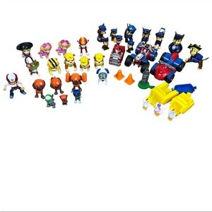 Big Lot - Paw Patrol Figures Vehicles Ryder 40+ Pieces